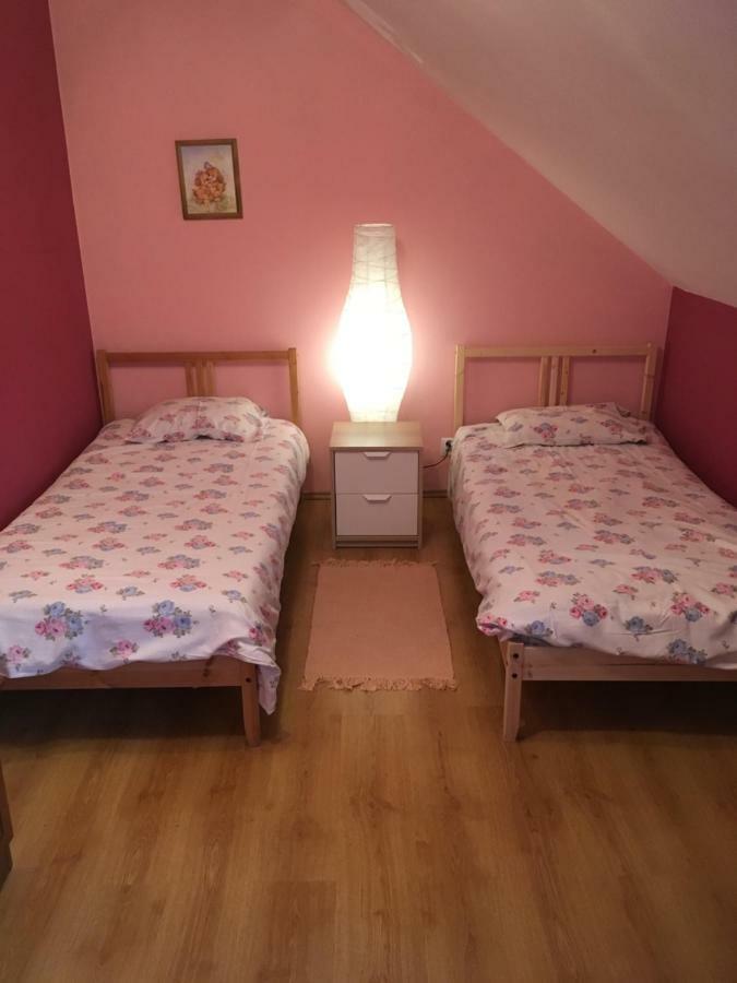 Comfortable House With Garden Manki Экстерьер фото